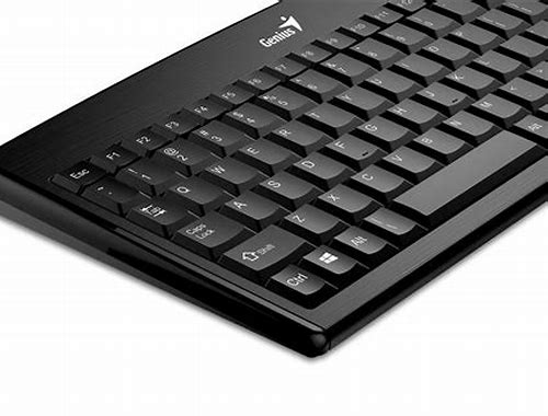 TECLADO LUXEMATE 110 BLACK GENIUS USB